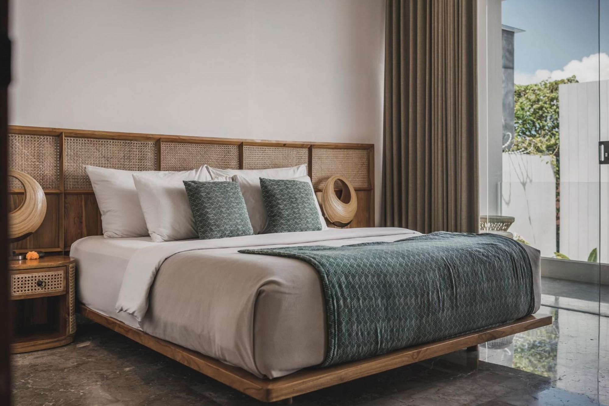 Eight Palms By Ini Vie Hospitality *